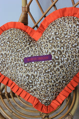 COUSSIN BRODÉ A